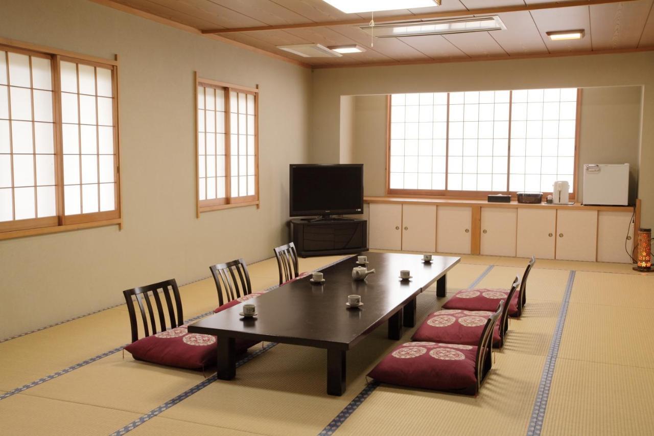Sanazawa-No-Mori Hotel Numata  Quarto foto