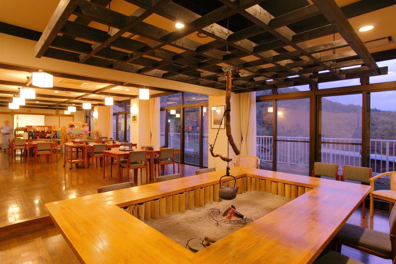 Sanazawa-No-Mori Hotel Numata  Exterior foto