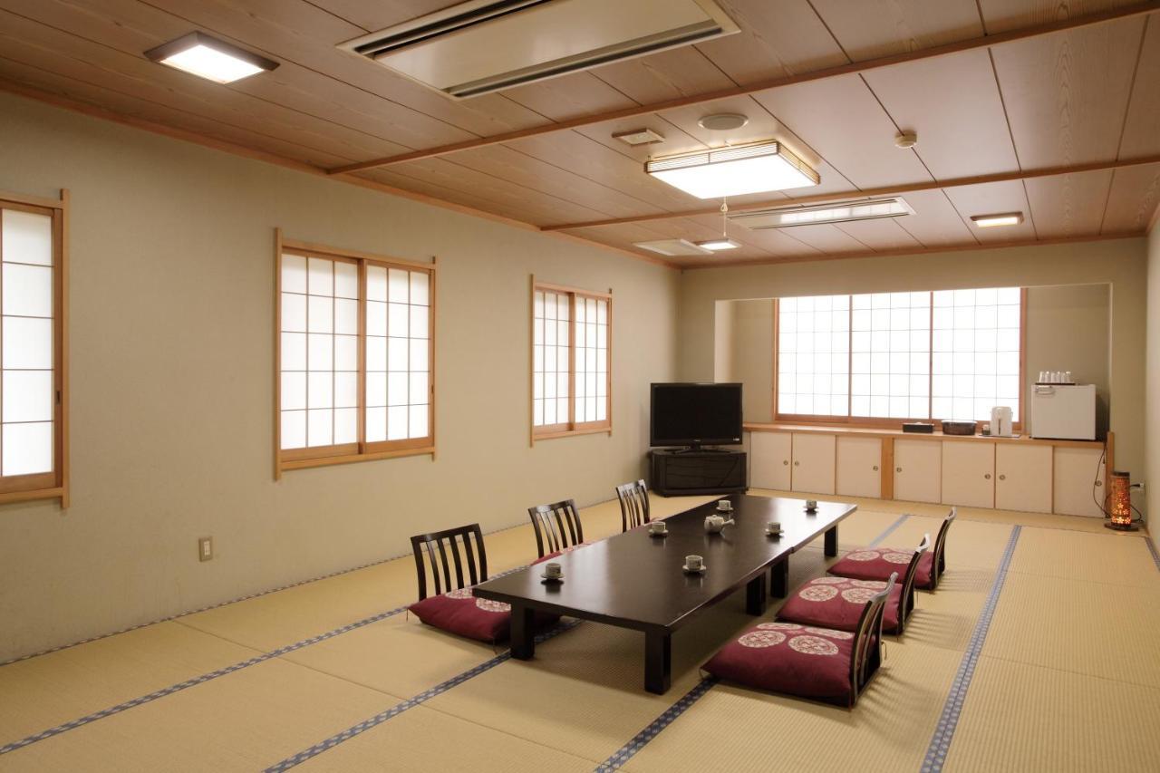Sanazawa-No-Mori Hotel Numata  Quarto foto