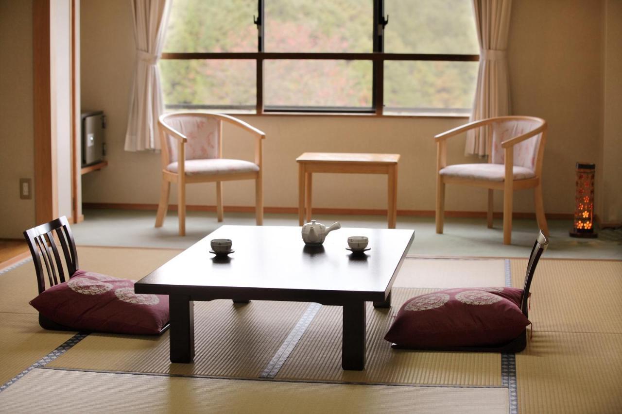 Sanazawa-No-Mori Hotel Numata  Quarto foto